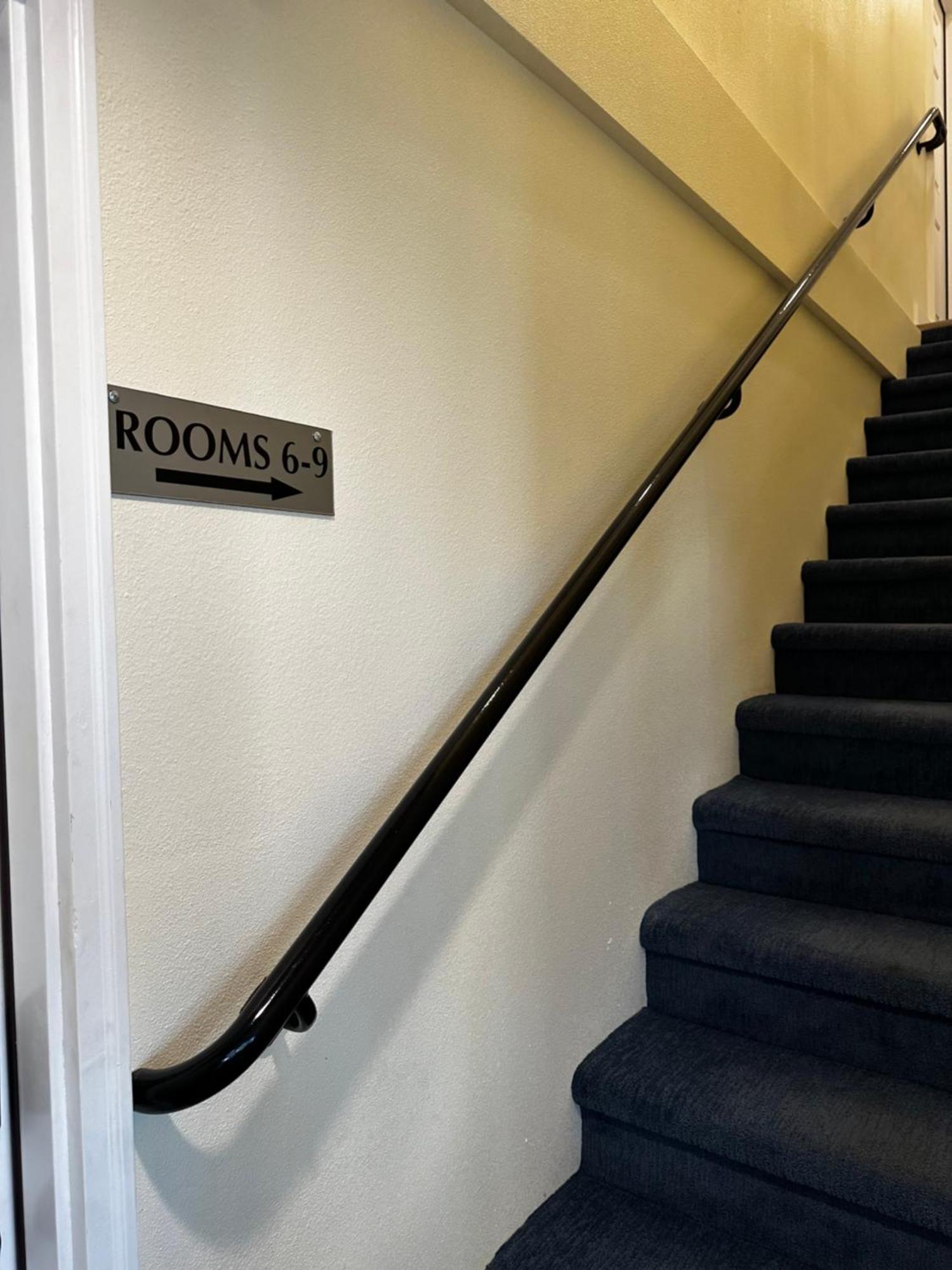 Dock Street Inn ウェストポート エクステリア 写真